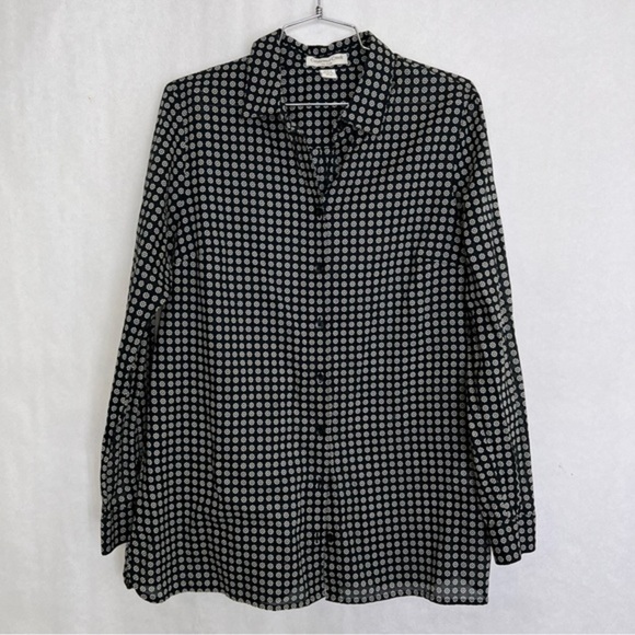5/$25 Coldwater Creek button down medium - Picture 1 of 3